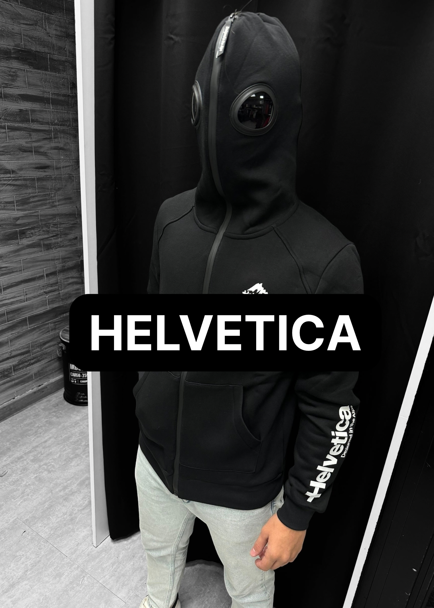 HELVETICA HOMME