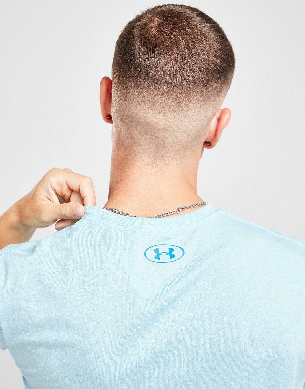 UNDER ARMOUR T-SHIRT LOGO BOX