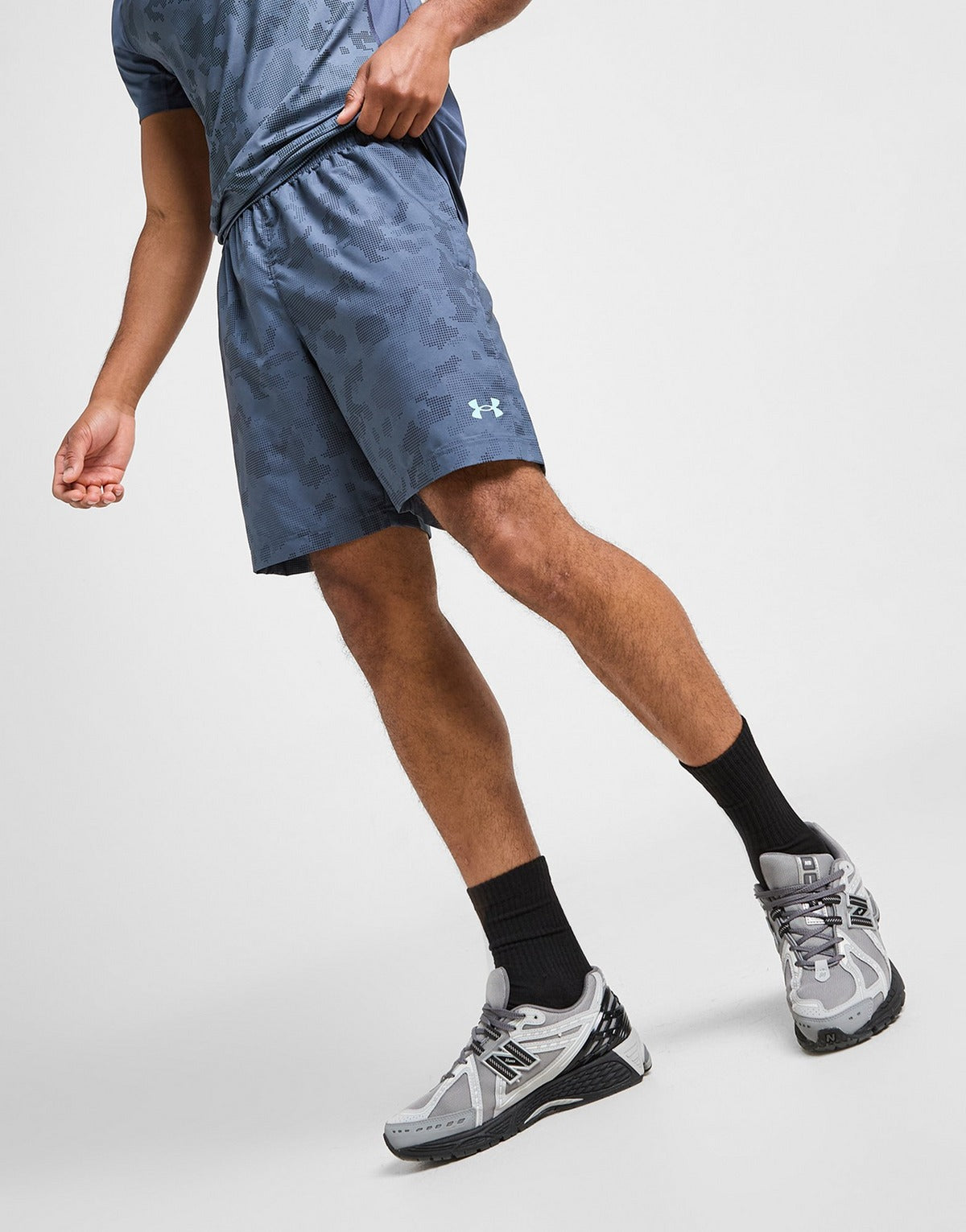 UNDER ARMOUR SHORT WOVEN CAMO
