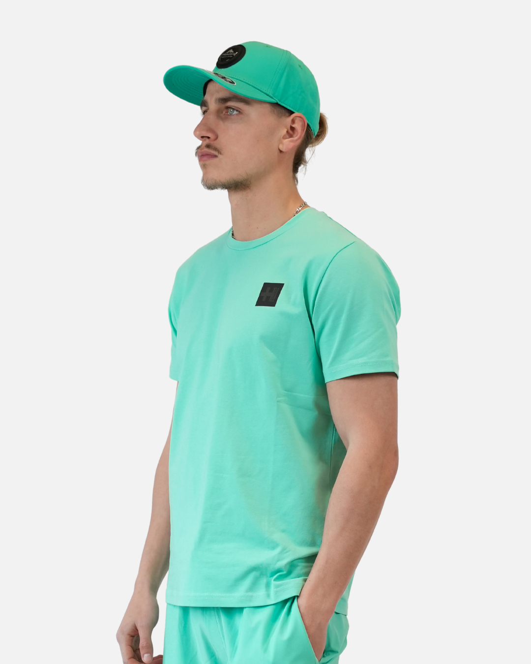 T-SHIRT HELVETICA QUINTANA