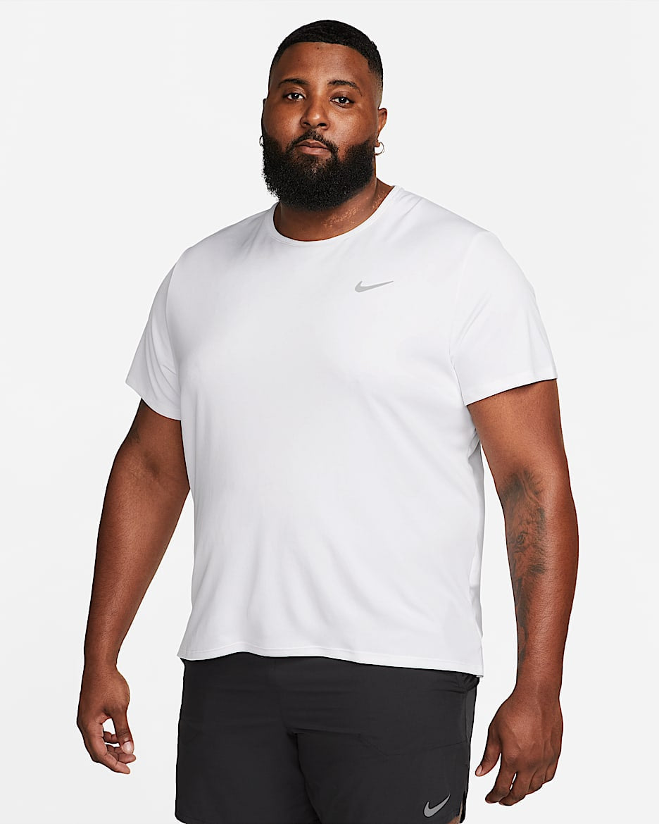 Haut de Running à manches courtes Dri Fit UV