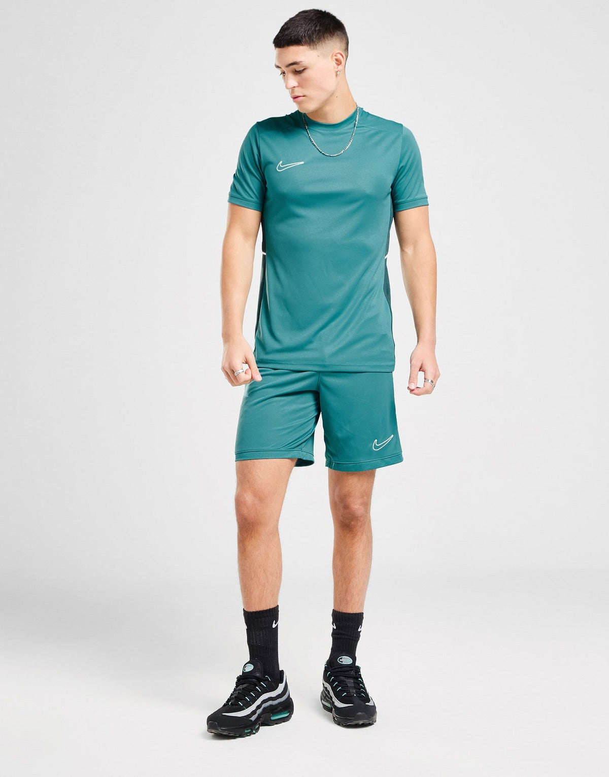 NIKE SHORT ACADEMY HOMME