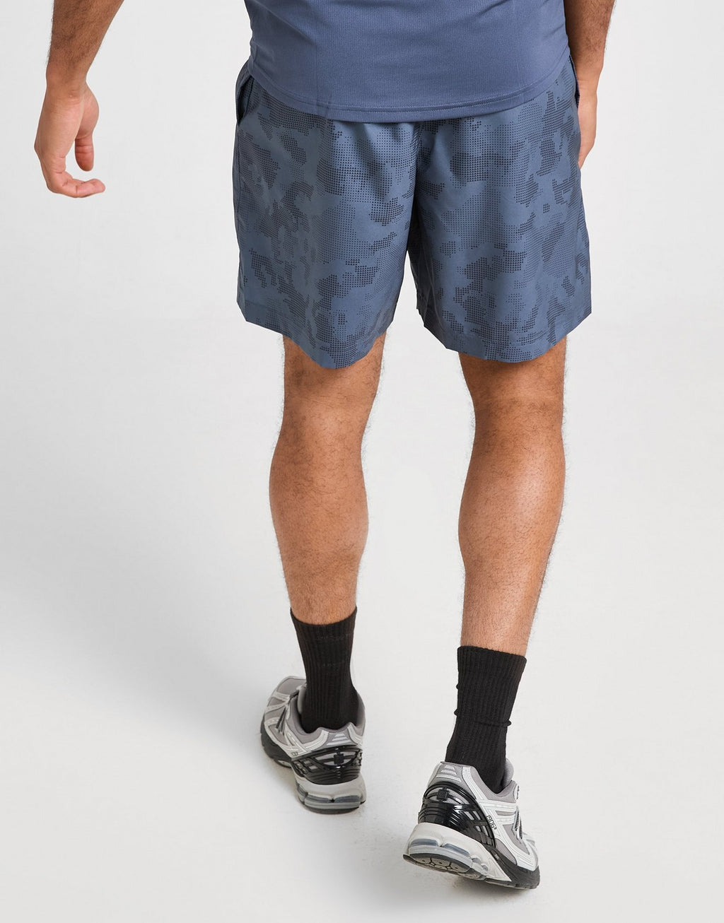 UNDER ARMOUR SHORT WOVEN CAMO