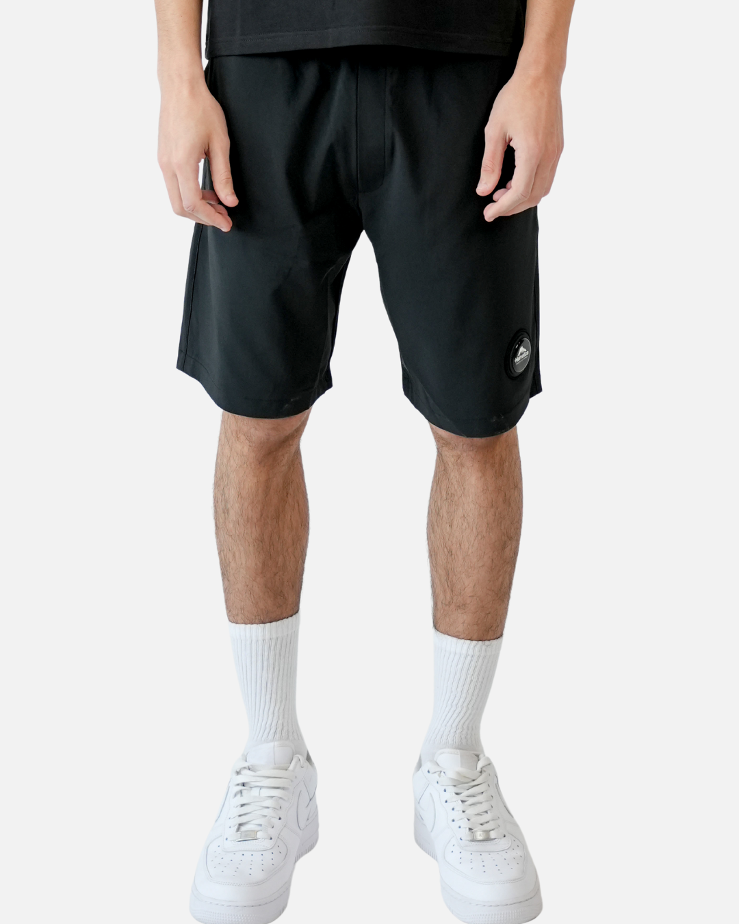 SHORT HELVETICA CAPRI