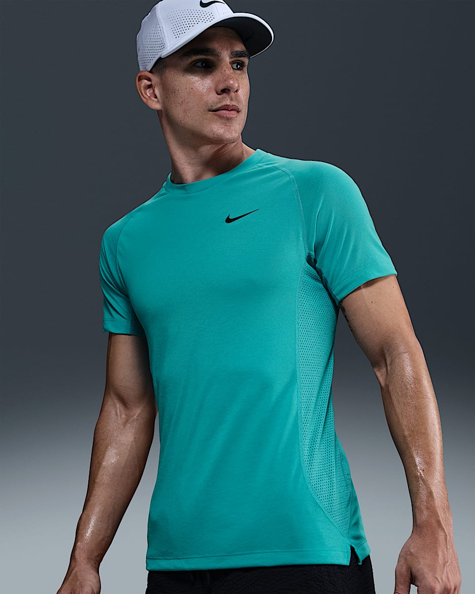 Haut de fitness à manches courtes Dri-Fit