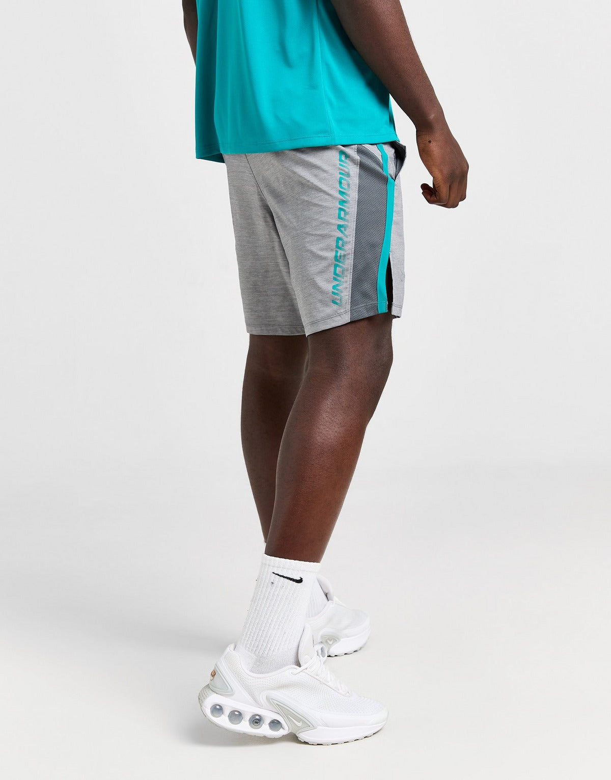 UNDER ARMOUR SHORT UA LAUNCH 7» SHORTS