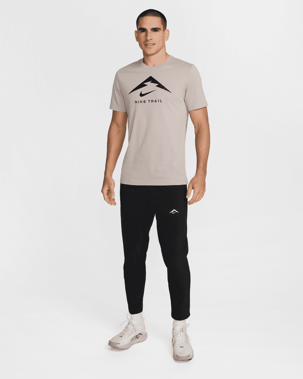 T-SHIRT NIKE TRAIL - BEIGE/NOIR