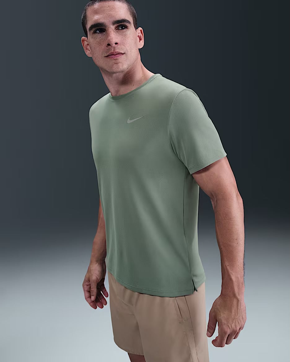 Haut de Running à manches courtes Dri Fit UV