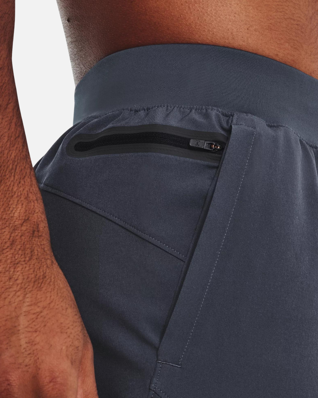 SHORT UNDER ARMOUR UNSTOPPABLE - GRIS