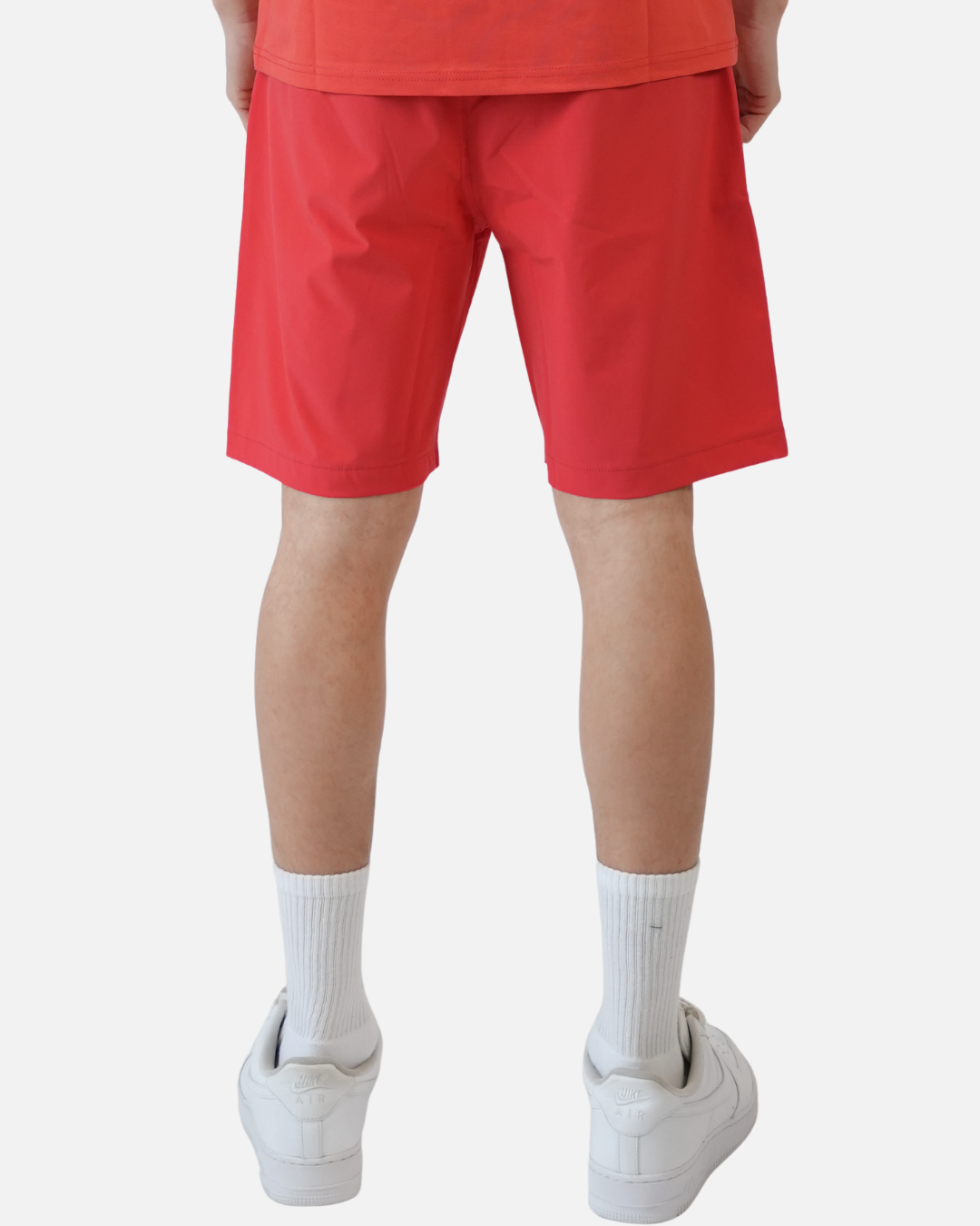 SHORT HELVETICA CAPRI