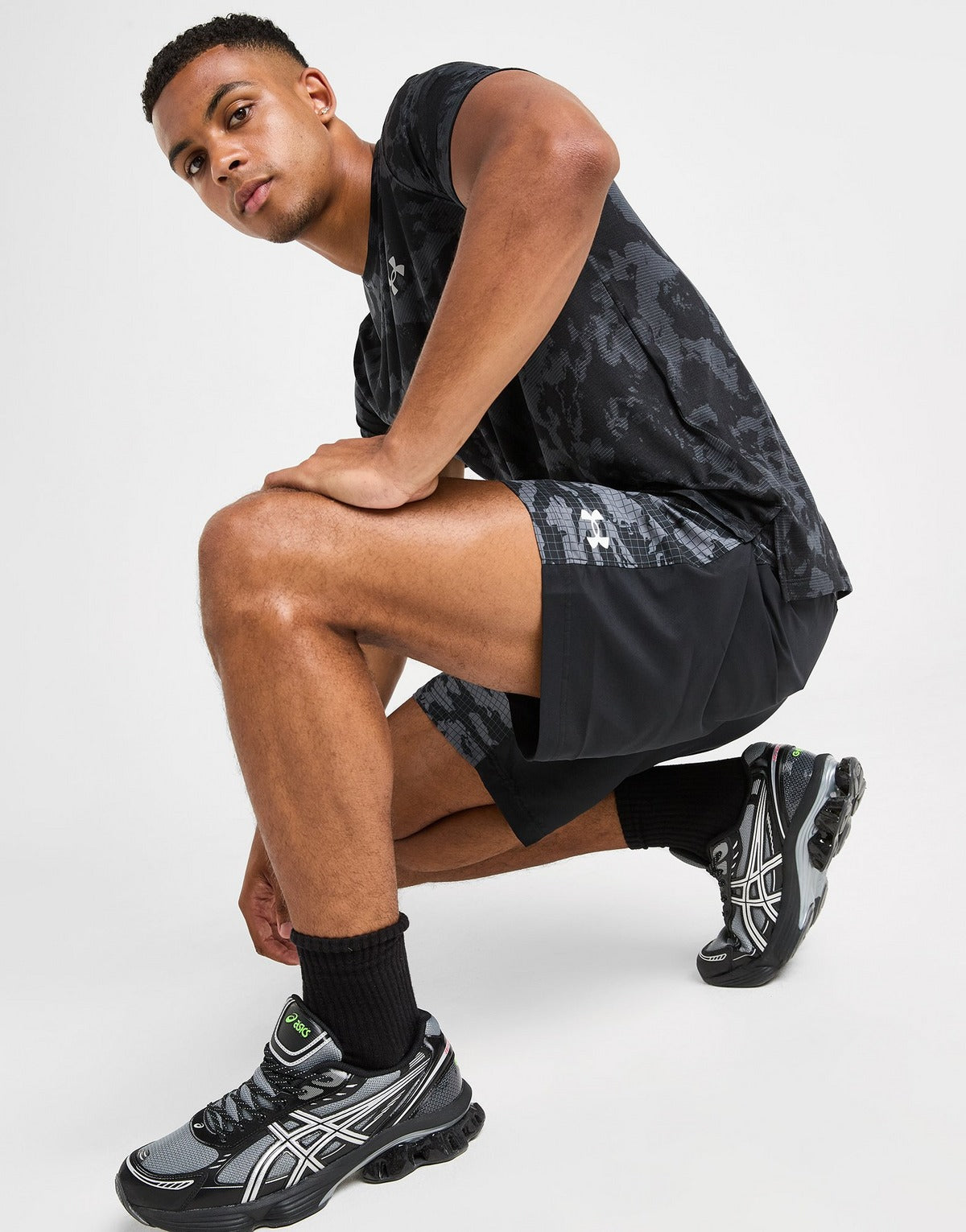 UNDER ARMOUR SHORT WOVEN CAMO