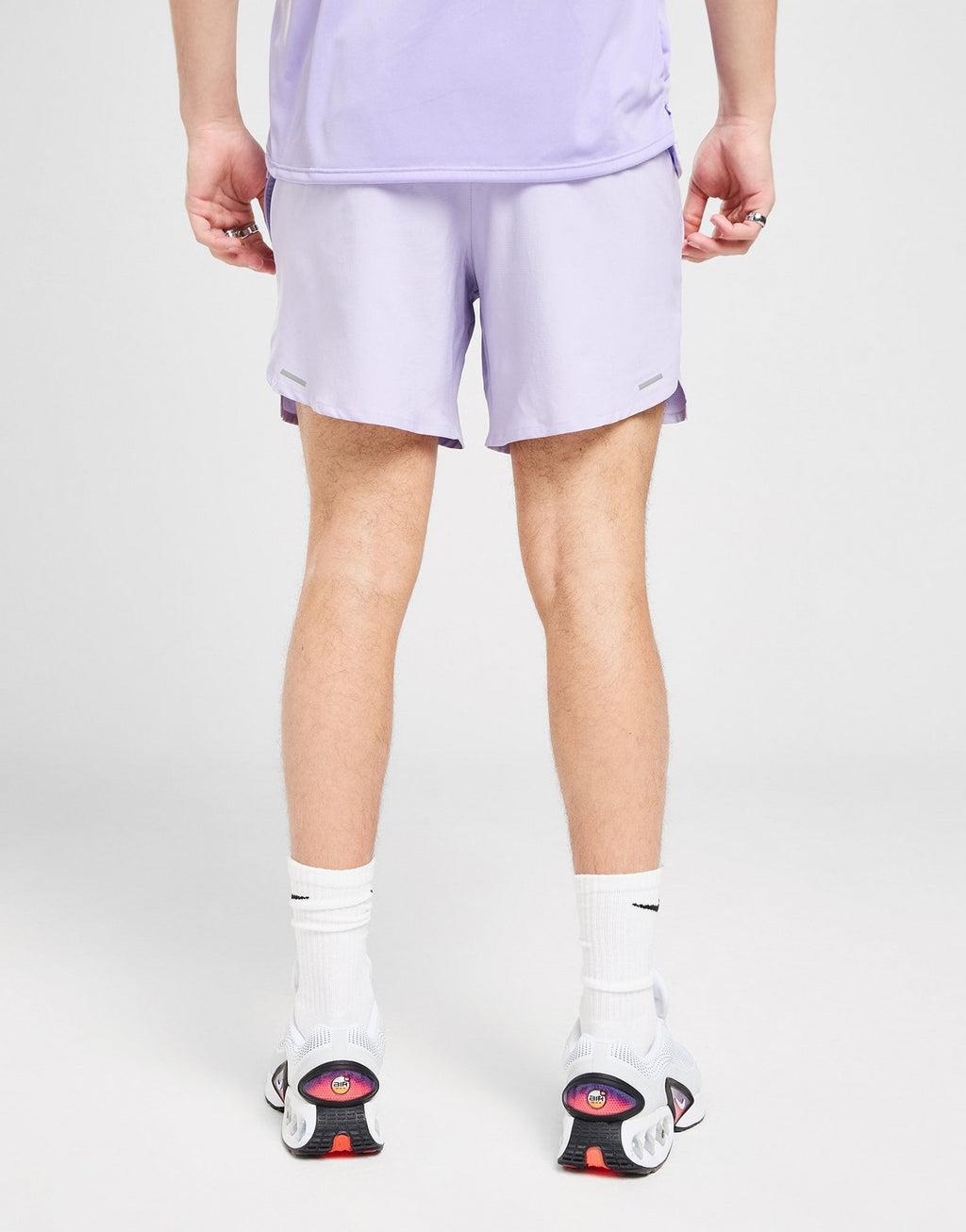 NIKE STRIDE SHORTS