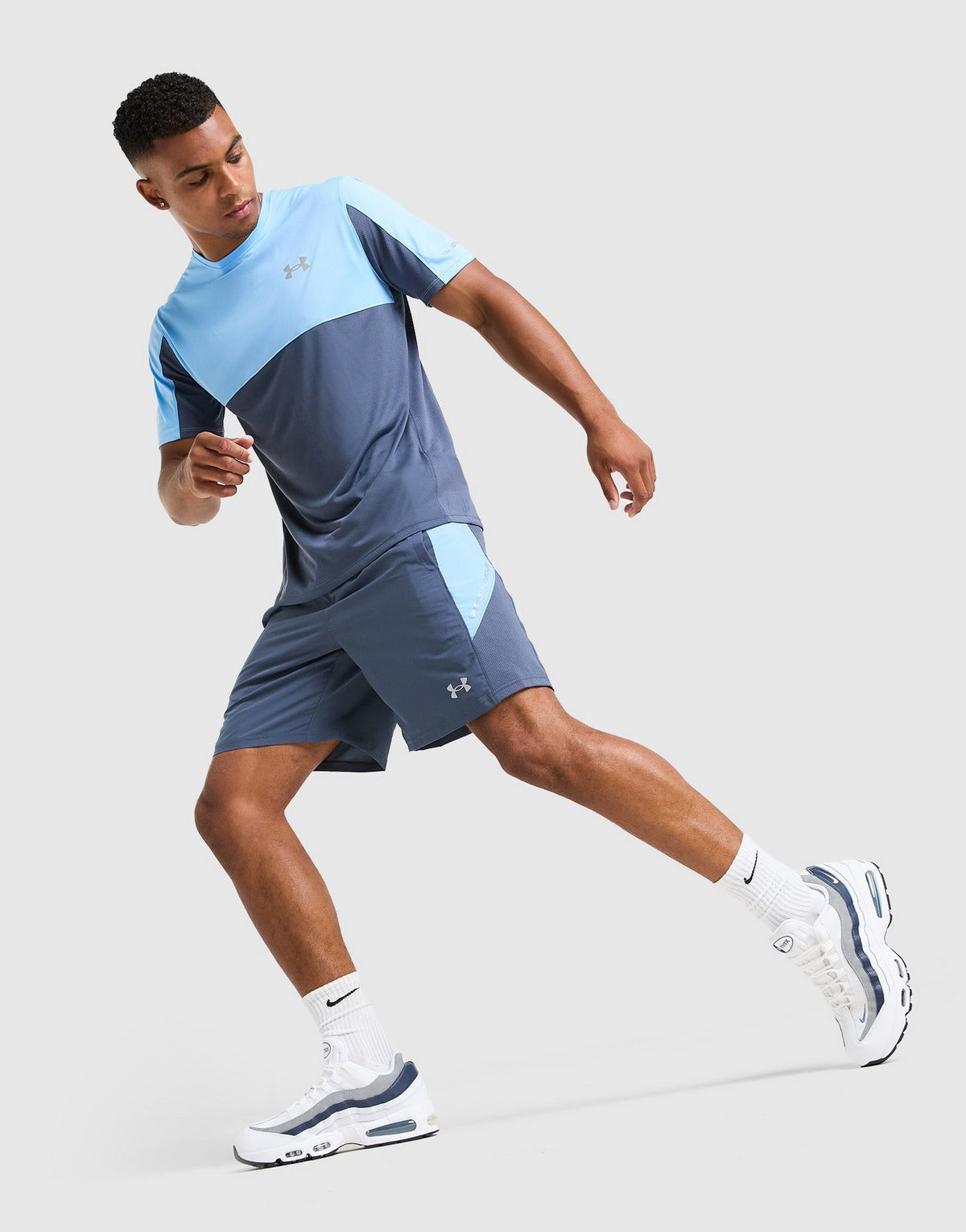 UNDER ARMOUR SHORT HYBRIDE TECH