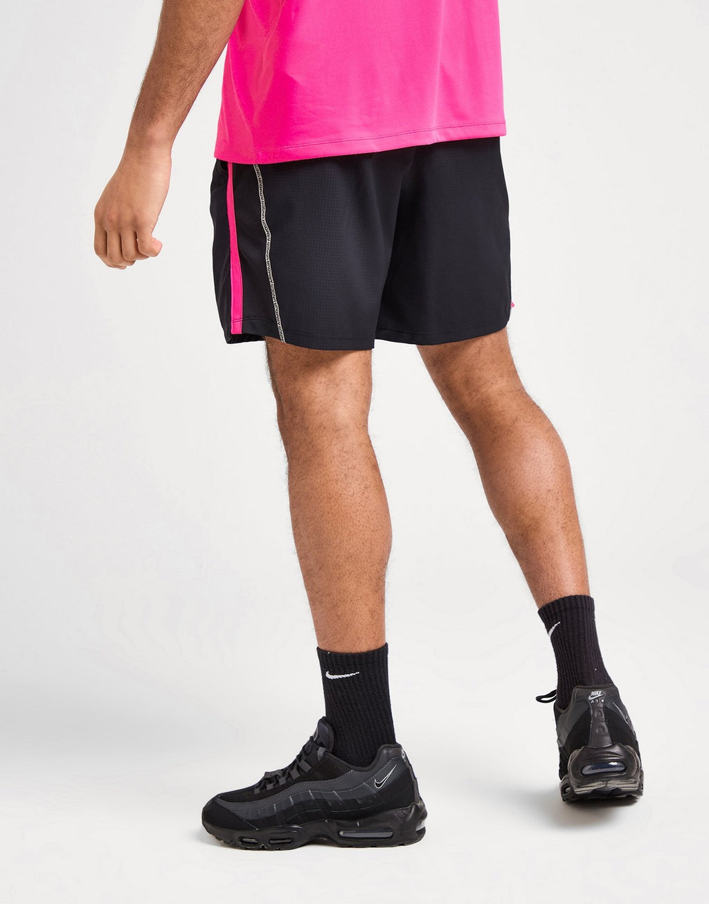 UNDER ARMOUR SHORT LAUNCH