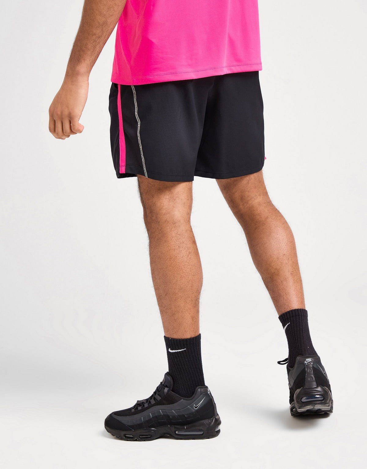 UNDER ARMOUR SHORT LAUNCH