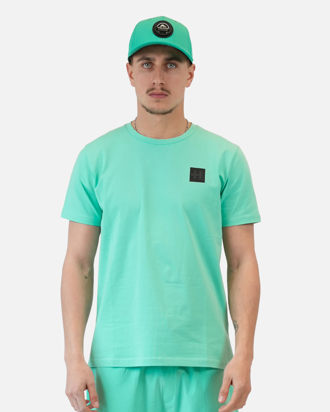 T-SHIRT HELVETICA QUINTANA