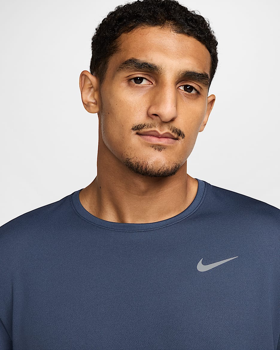 Haut de Running à manches courtes Dri Fit UV