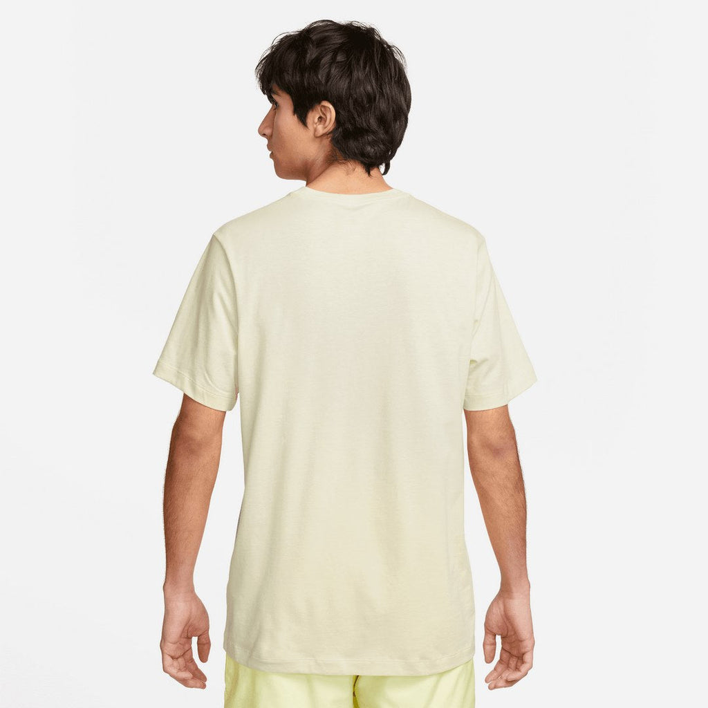 T-SHIRT NIKE CLUB - JAUNE