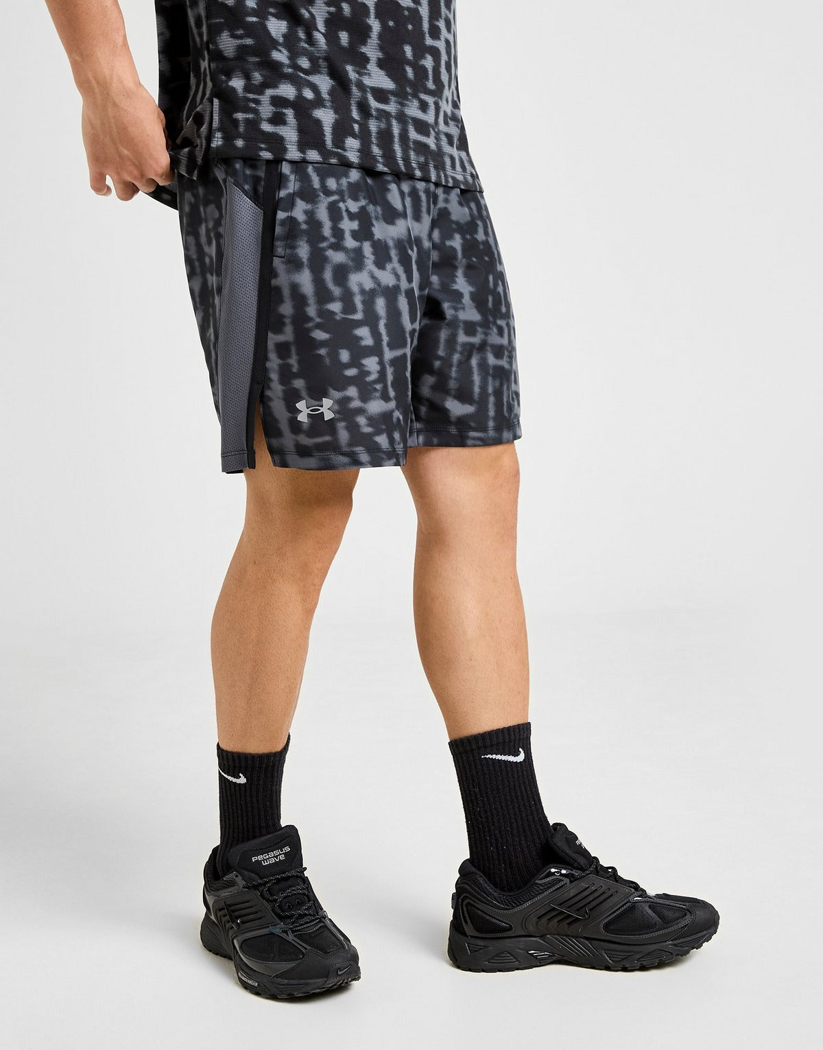 UNDER ARMOUR SHORT LAUNCH