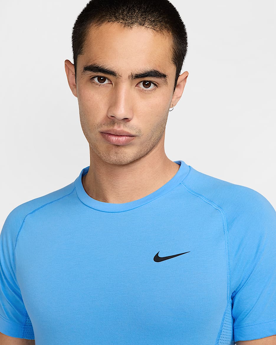 Haut de fitness à manches courtes Dri-Fit