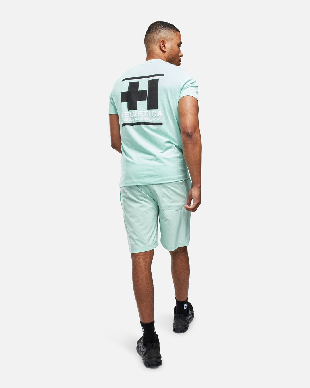 SHORT HELVETICA WILLIAMS
