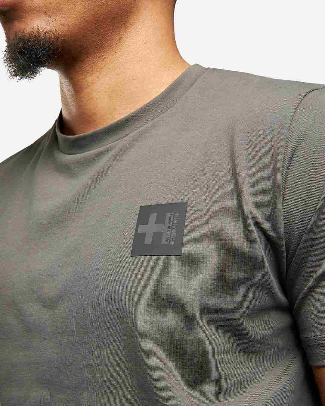 T-SHIRT HELVETICA FOSTER