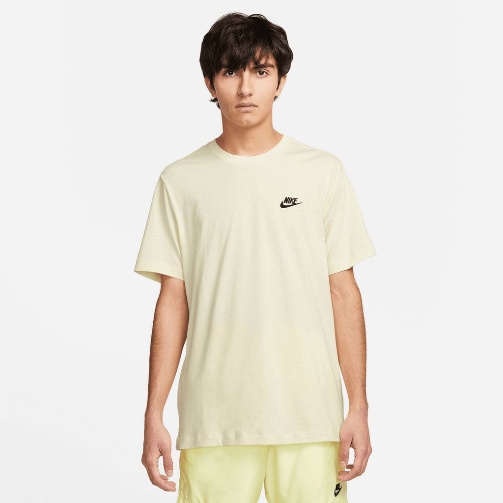 T-SHIRT NIKE CLUB - JAUNE