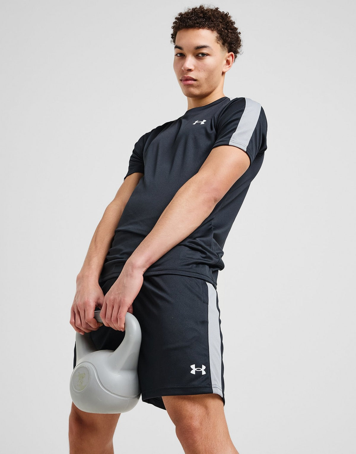 UNDER ARMOUR SHORT CHALLENGER