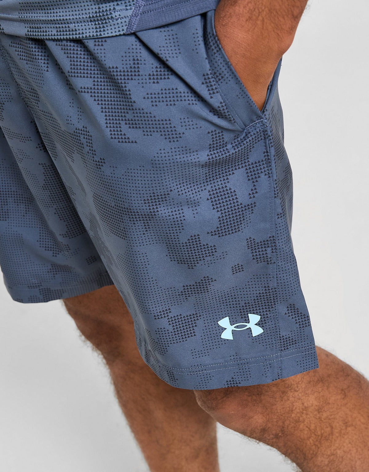 UNDER ARMOUR SHORT WOVEN CAMO